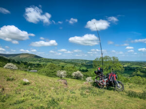 bike with telescopic mast for amateur radio antenna