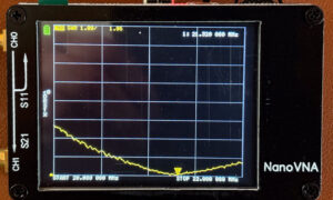 T2LT antenna SWR plot on a Nano VNA